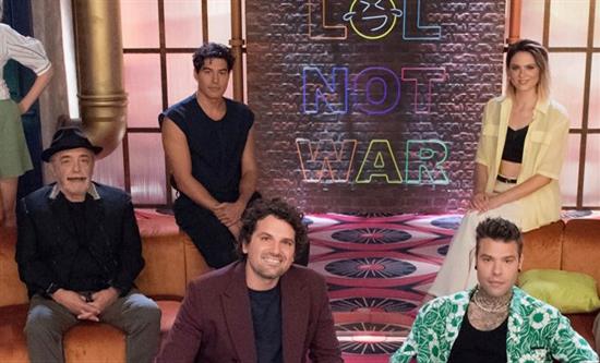 Prime Video announces the third season of LOL unveiling the names of the new contestants.